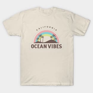 cali ocean vibes T-Shirt